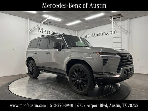 Used 2024 Lexus GX 550 w/ Accessory Package (Z1) AWD/4WD image 1