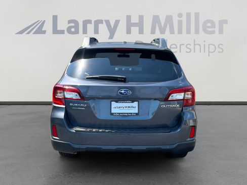 Used 2015 Subaru Outback 2.5i Premium w/ Popular Package #1 AWD/4WD image 4