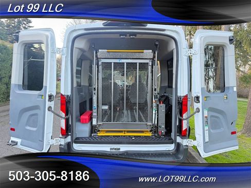 Used 2018 Ford Transit 150 XL image 5