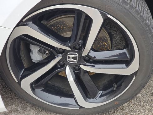 Used 2022 Honda Accord Sport image 3