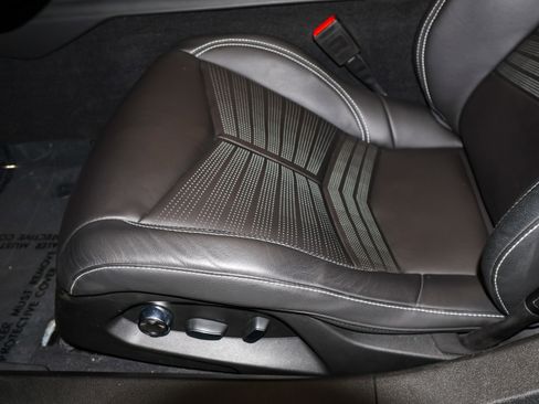 Used 2022 Chevrolet Corvette Stingray Preferred Conv w/ Z51 Performance Package image 16