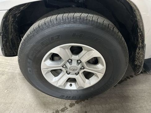 Used 2024 Toyota 4Runner SR5 image 22