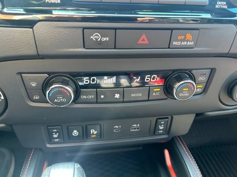 Certified 2024 Nissan Frontier PRO-4X w/ Pro Premium Package AWD/4WD image 13