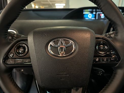 Used 2022 Toyota Prius Limited image 23