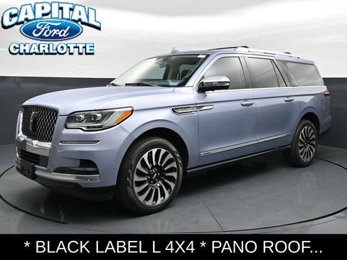 Used 2023 Lincoln Navigator L Black Label AWD/4WD image 2