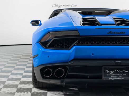 Used 2017 Lamborghini Huracan LP 580-2 RWD image 7
