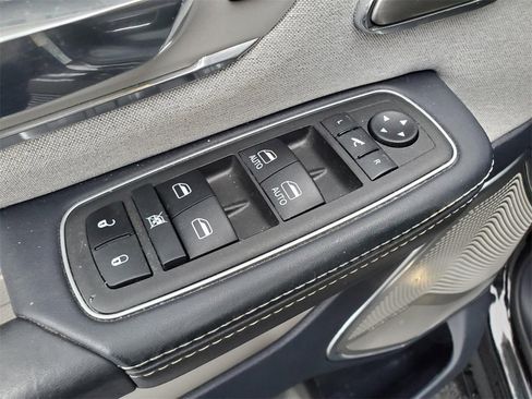 Used 2023 RAM 1500 Limited image 17