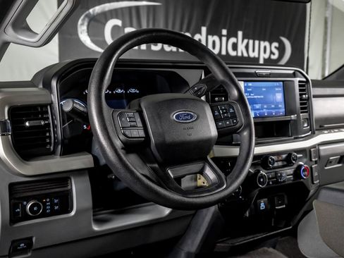 Used 2025 Ford F350 XLT AWD/4WD image 16