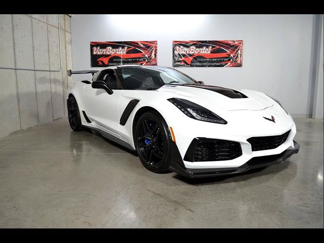 Used 2019 Chevrolet Corvette ZR1 w/ ZTK Track Performance Package RWD image 2