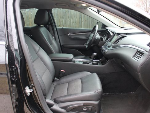 Used 2019 Chevrolet Impala LT image 36