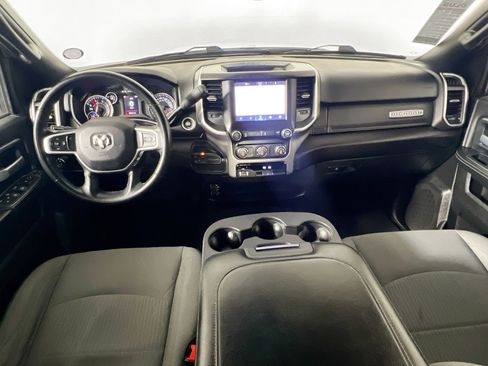 Used 2024 RAM 2500 Big Horn AWD/4WD image 30