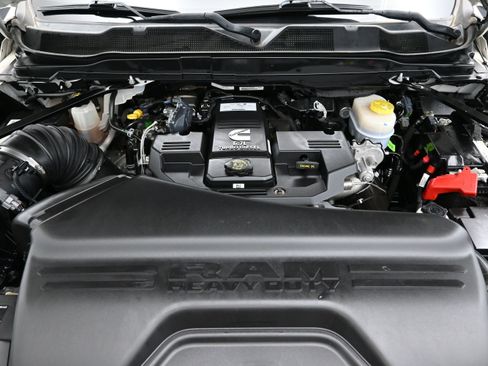 Used 2021 RAM 3500 Limited AWD/4WD image 7
