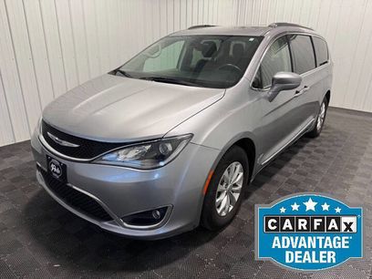 Used 2018 Chrysler Pacifica Touring-L