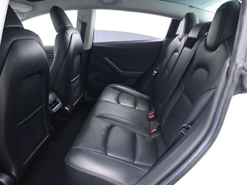Used 2019 Tesla Model 3 Long Range AWD/4WD image 17