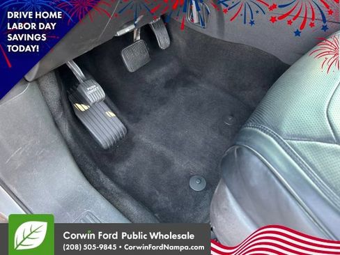 Used 2013 Ford Explorer XLT AWD/4WD image 25