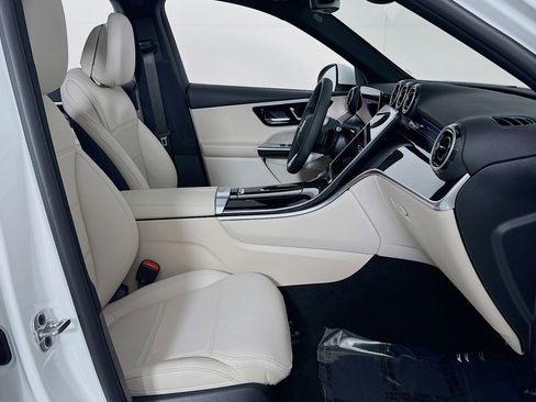 New 2026 Mercedes-Benz GLC 300 4MATIC image 6