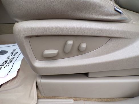 Used 2015 GMC Yukon XL SLE w/ Convenience Package image 18