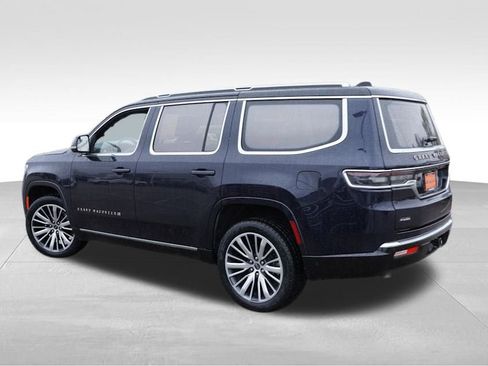 Used 2024 Jeep Grand Wagoneer Series III AWD/4WD image 8