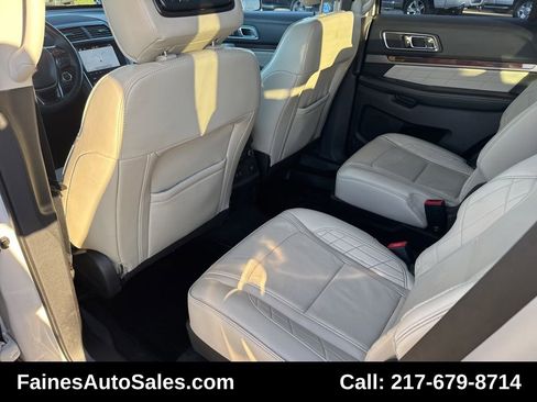 Used 2019 Ford Explorer Platinum image 65