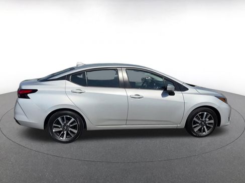 Used 2025 Nissan Versa SV image 16