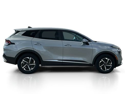 Used 2024 Kia Sportage LX FWD image 9
