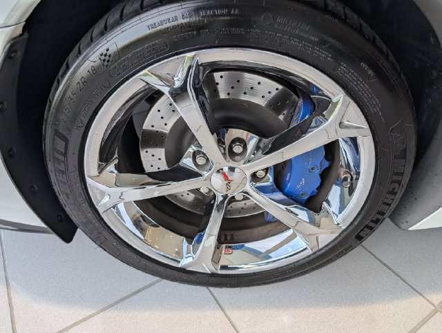 Used 2011 Chevrolet Corvette Grand Sport w/ Preferred Equipment Group RWD image 23