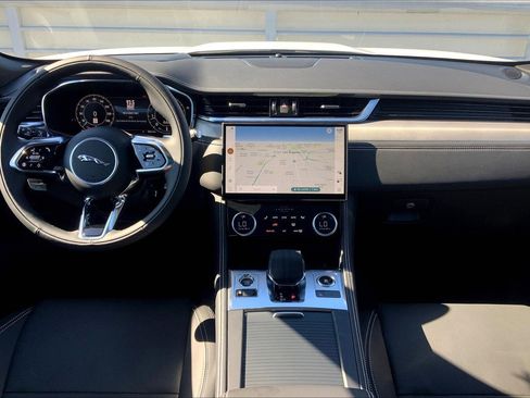 New 2026 Jaguar F-PACE R-Dynamic S image 12