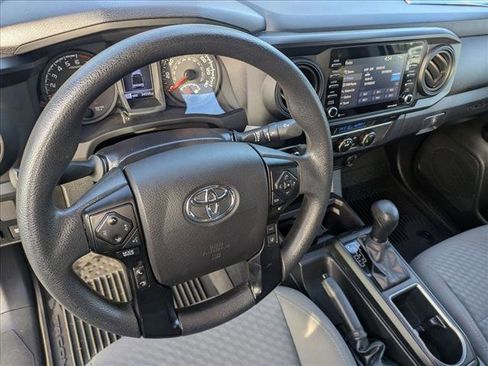 Used 2022 Toyota Tacoma SR image 11