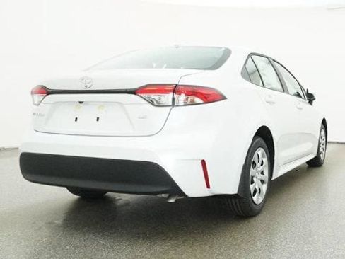 New 2026 Toyota Corolla LE FWD image 28