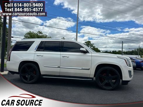 Used 2015 Cadillac Escalade Luxury AWD/4WD image 4