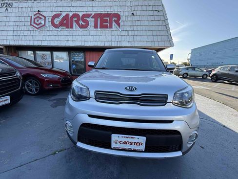 Used 2017 Kia Soul + FWD image 18