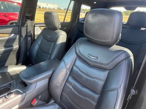 Used 2021 Cadillac XT6 Sport w/ Platinum Package AWD/4WD image 10