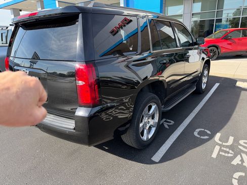 Used 2017 Chevrolet Tahoe LS w/ All-Season Package image 7