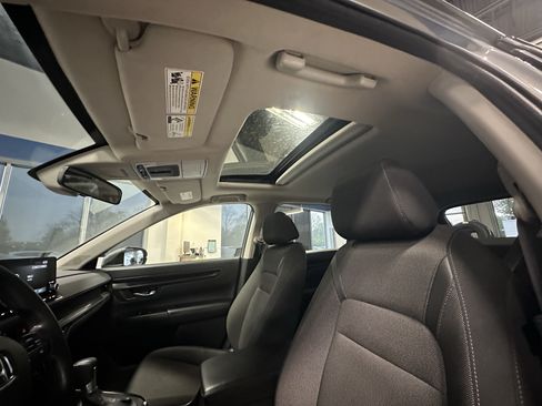 Used 2024 Honda CR-V EX image 16