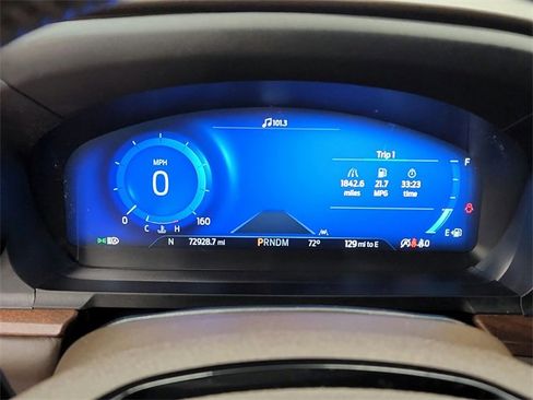 Used 2021 Ford Explorer King Ranch w/ Premium Technology Package image 21