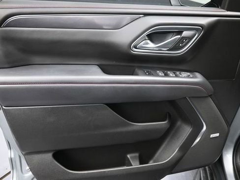 Used 2024 Chevrolet Suburban RST w/ Luxury Package image 27