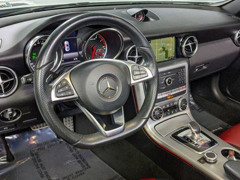 Used 2017 Mercedes-Benz SLC 43 AMG image 21