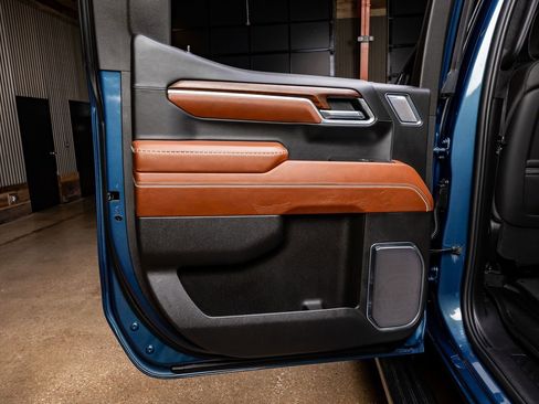 Used 2025 GMC Sierra 1500 Denali Ultimate image 38