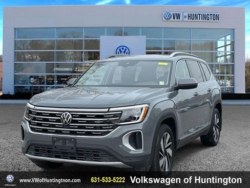 Certified 2025 Volkswagen Atlas SEL image 2