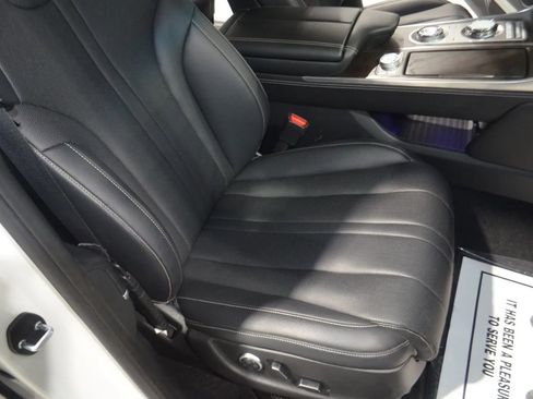 Used 2024 Genesis GV80 2.5T image 21