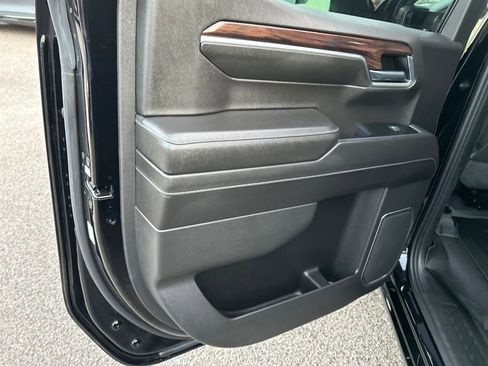 Used 2022 GMC Sierra 1500 SLT image 26