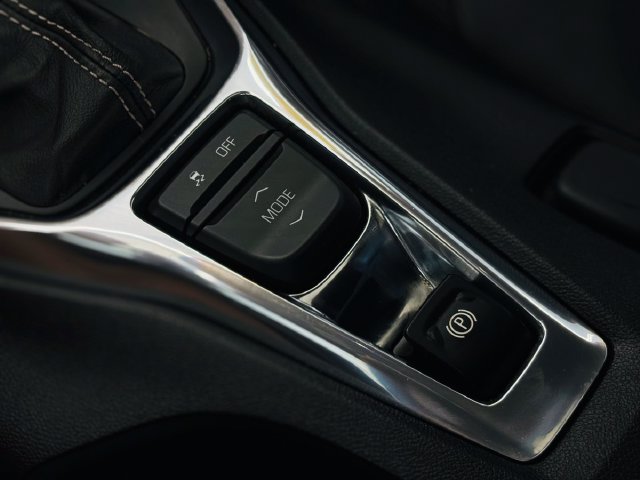 Used 2017 Chevrolet Camaro SS RWD image 60