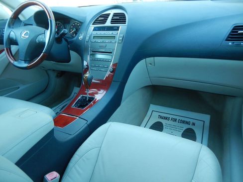 Used 2007 Lexus ES 350 w/ Premium Pkg FWD image 32