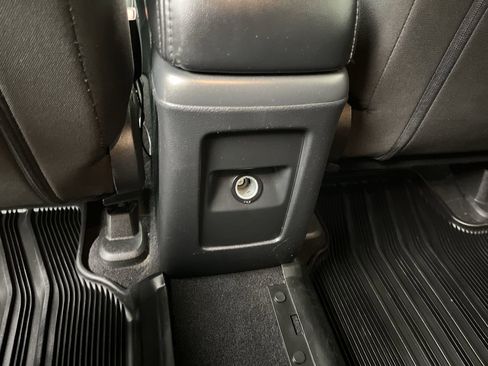 Used 2019 Dodge Journey SE image 10