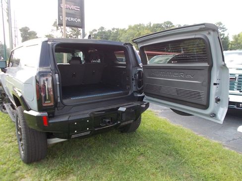 New 2025 GMC Hummer EV 2X image 23