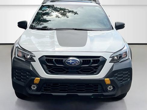 Used 2025 Subaru Outback Wilderness AWD/4WD image 2