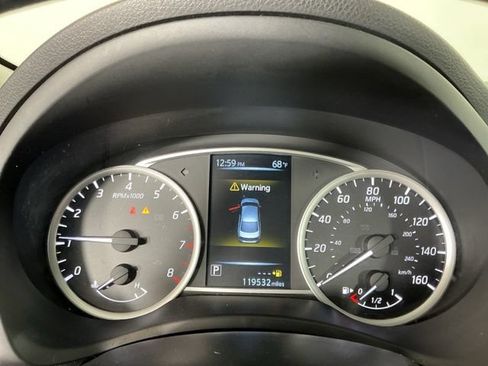 Used 2017 Nissan Sentra SV FWD image 16