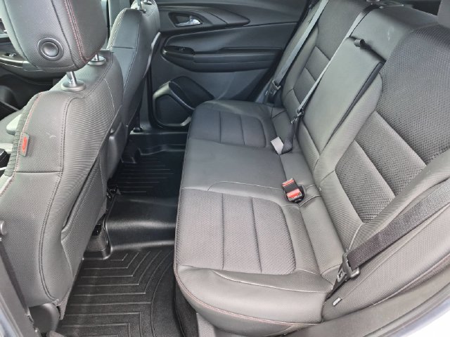 Used 2023 Chevrolet TrailBlazer RS w/ Convenience Package AWD/4WD image 17