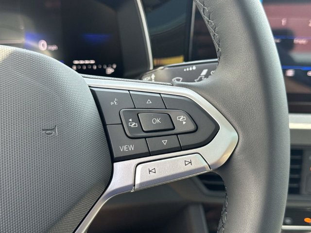 New 2026 Volkswagen Jetta SE FWD image 17