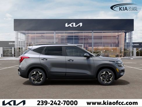 New 2026 Kia Seltos S FWD image 7